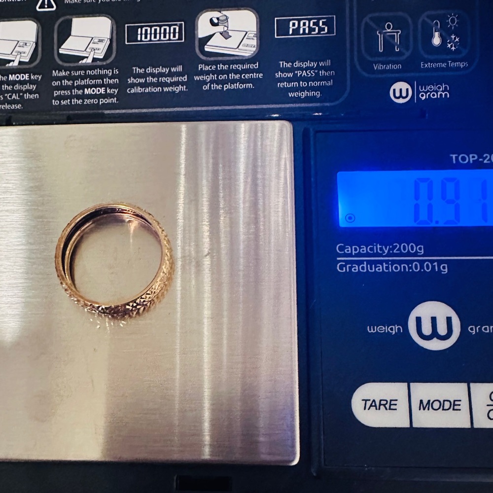 14k vintage Gold Band - Picture 8 of 9
